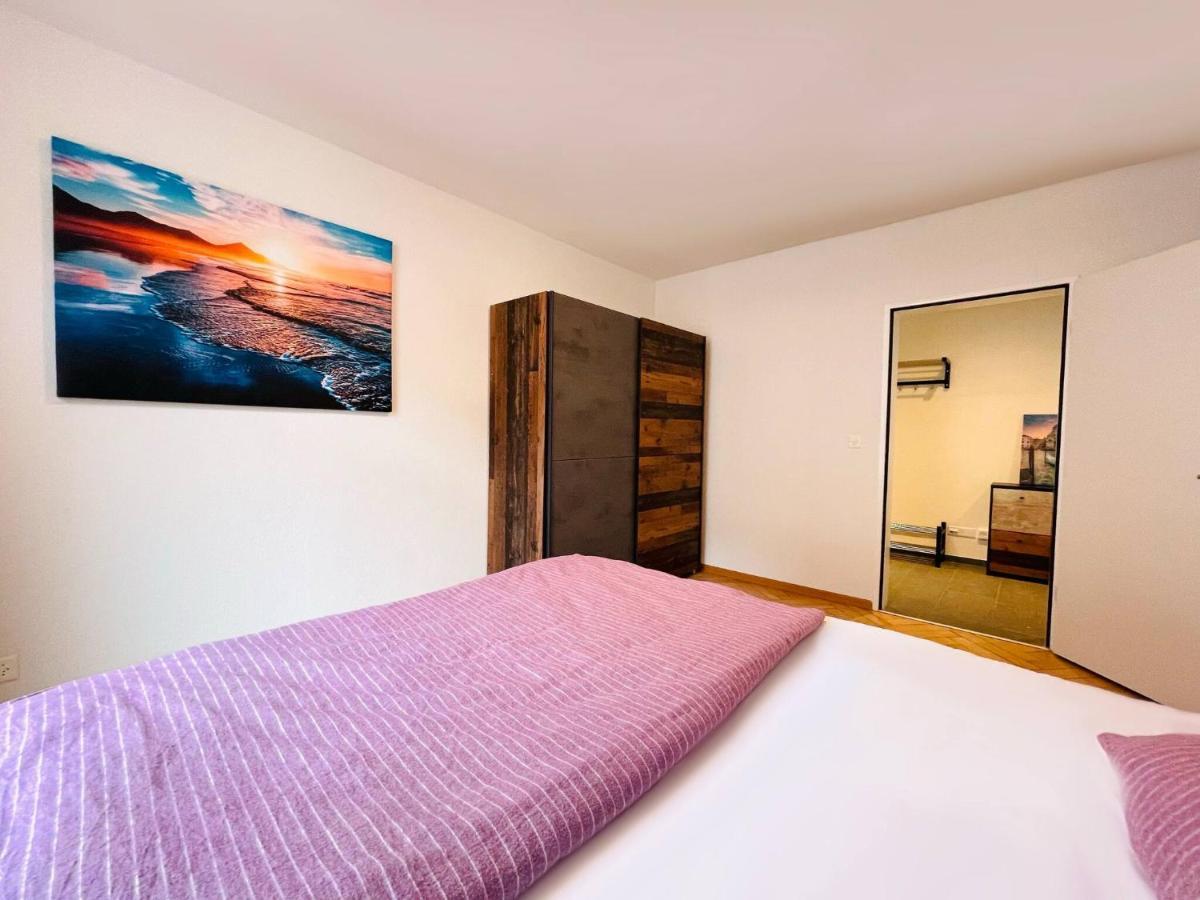 Apartment Beautiful, Bright, Large With Balcony Smarttv